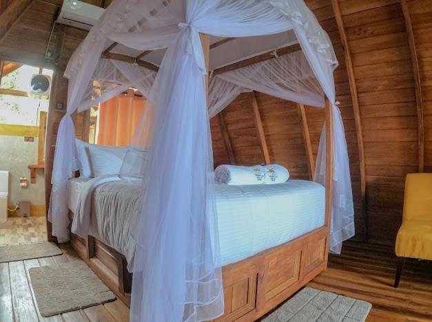 Sundown Lake Hotel & Spa 哈伯勒内 外观 照片
