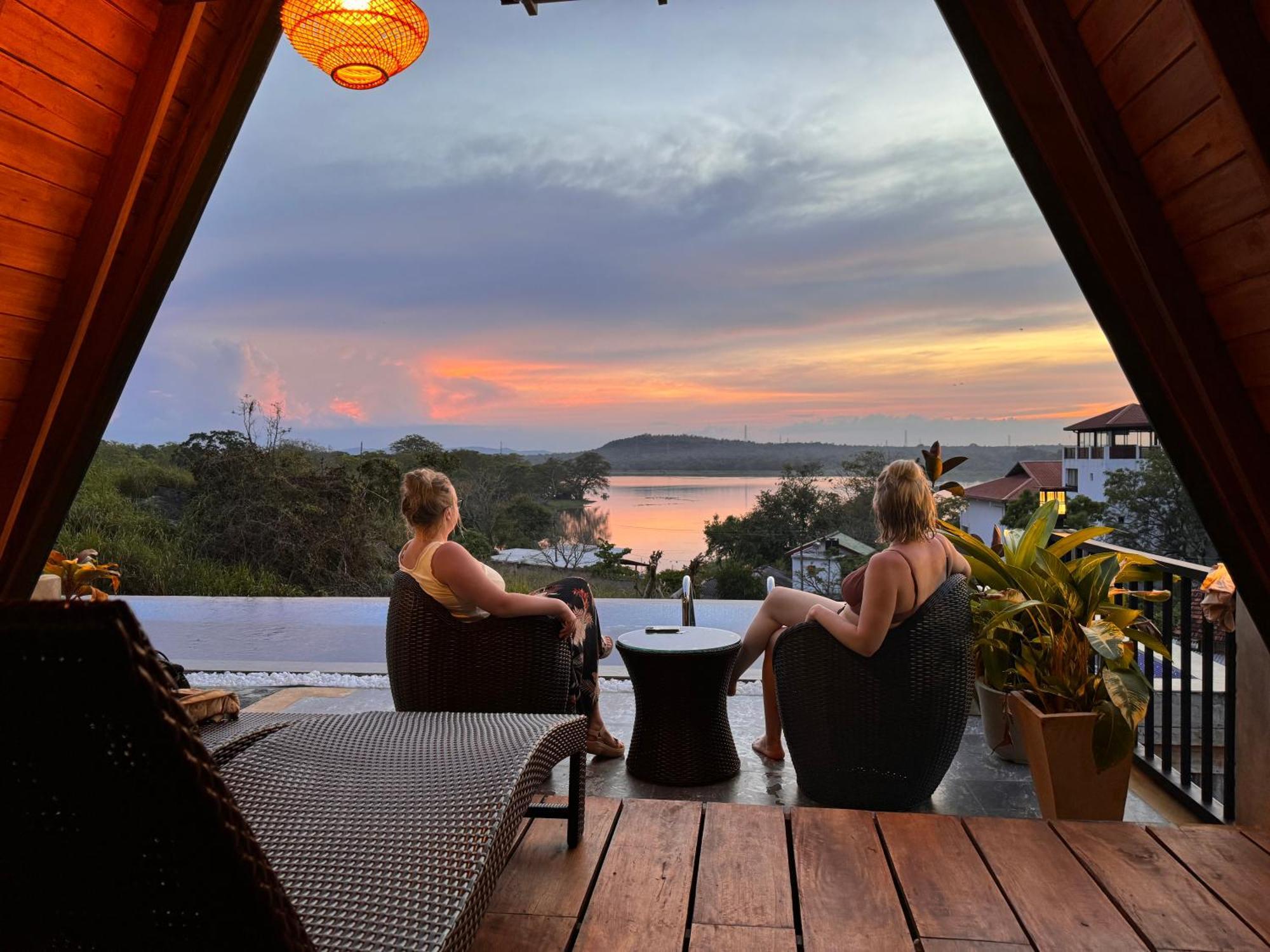 Sundown Lake Hotel & Spa 哈伯勒内 外观 照片