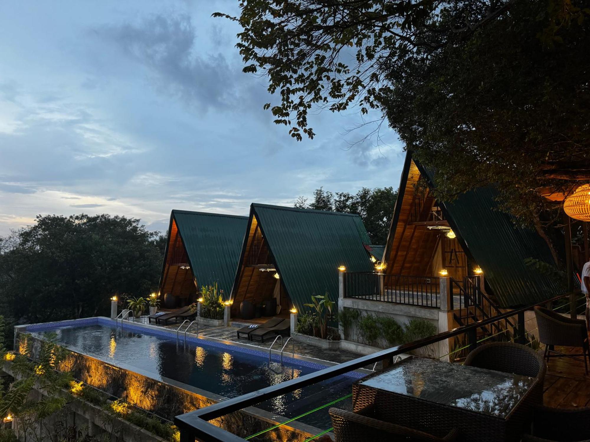 Sundown Lake Hotel & Spa 哈伯勒内 外观 照片