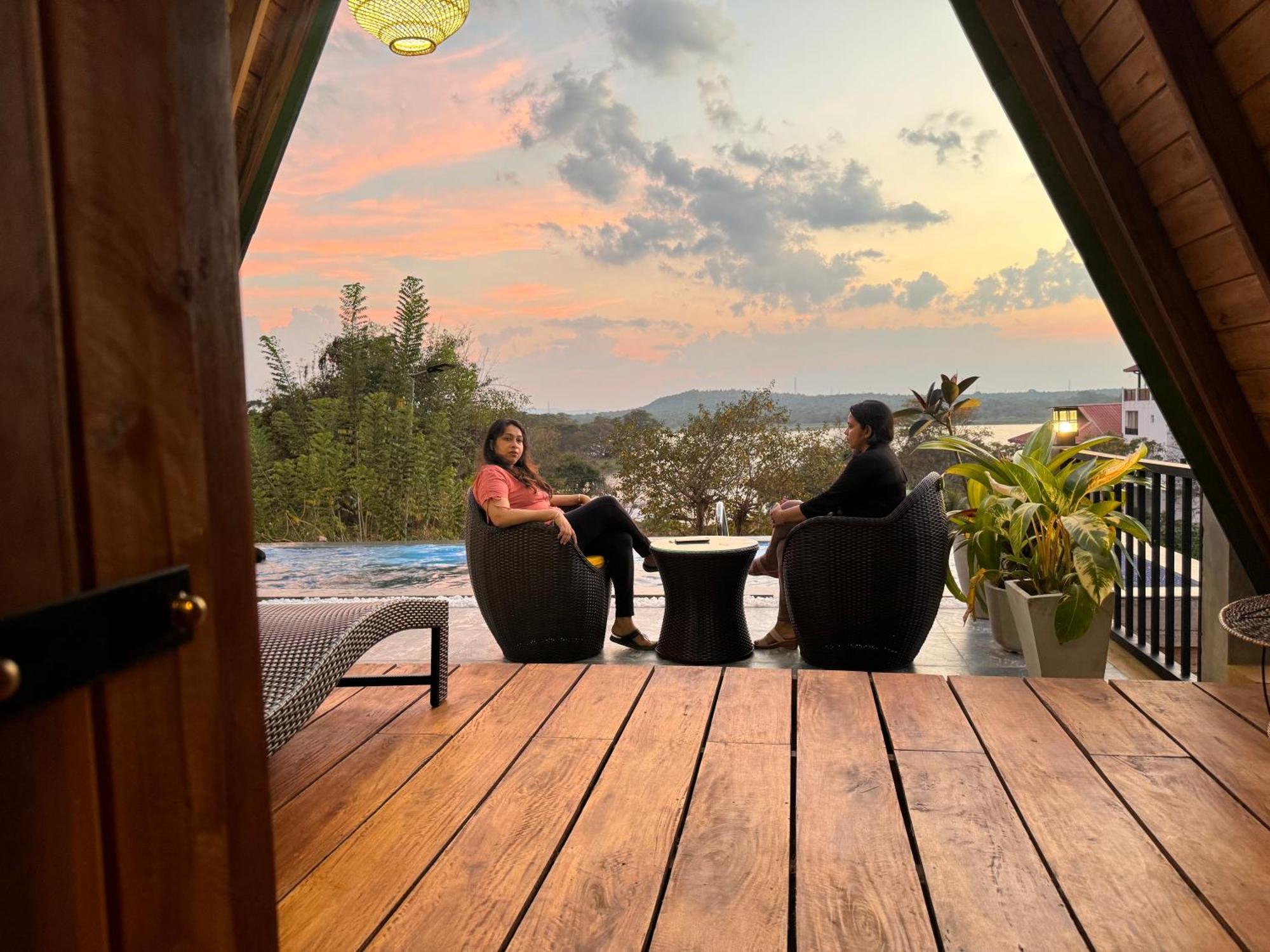 Sundown Lake Hotel & Spa 哈伯勒内 外观 照片