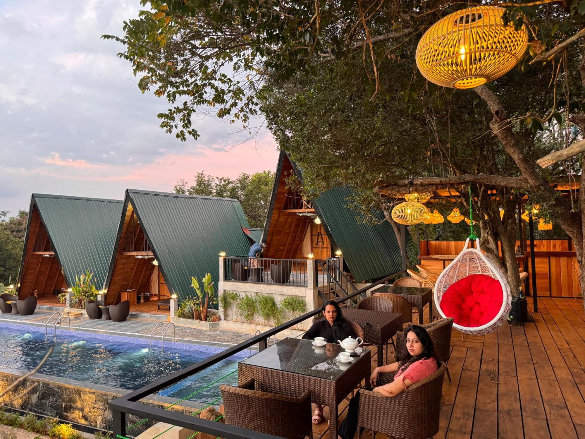 Sundown Lake Hotel & Spa 哈伯勒内 外观 照片